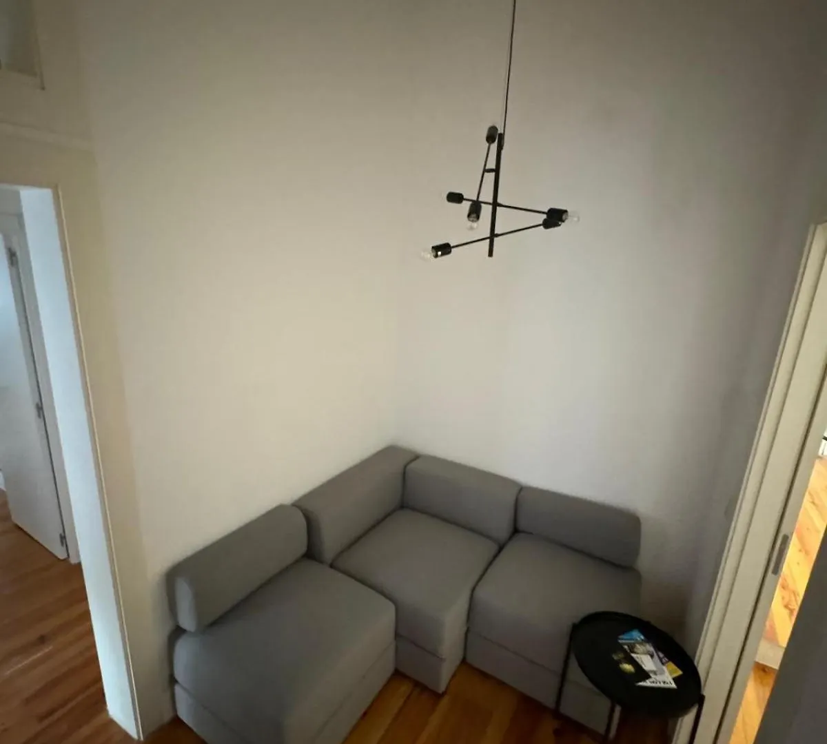 Pensao Neves Bed & Breakfast Lisbon Portugal